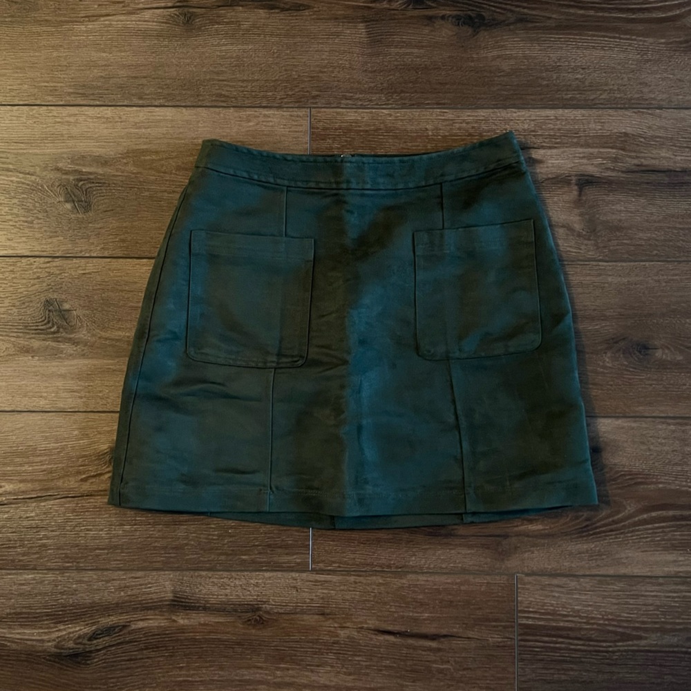 Old Navy dark green suede mini skirt
